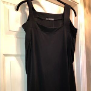 NWT Cold shoulder long sleeve top